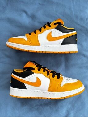 Air Jordan 1 Low “Taxi” GS